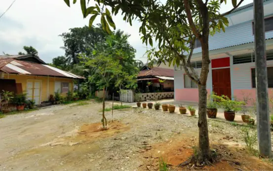 Kampong Buangkok - Intersection logo